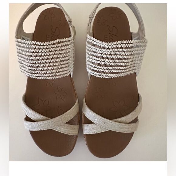 Skechers Beverlee Luxe foam low wedge cork slip on sandals. Size 7. - Picture 1 of 9